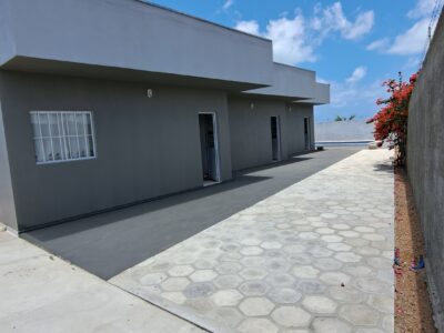 🏖️ Invista no Paraíso: Terreno com 3 Flats em Carapibus! 🏡