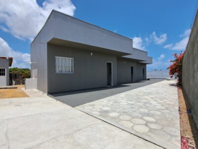 🏖️ Invista no Paraíso: Terreno com 3 Flats em Carapibus! 🏡