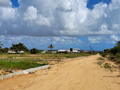 🏖️ Seu refúgio perto de João Pessoa: Invista no Bairro Nobre, Carapibus! 🌅