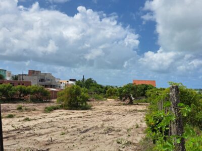 🏖️ Oportunidade Única em Carapibus: Seu Terreno na Praia dos Sonhos! 🏡