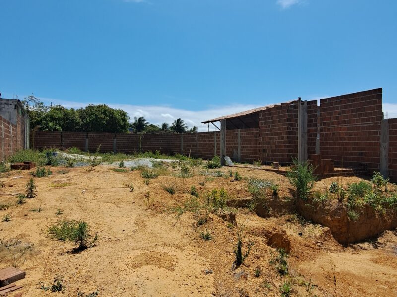 🌅 Terreno dos Sonhos em Carapibus: Vista para o Mar e Pronto para Construir! 🏡