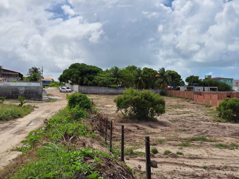 🏖️ Oportunidade Única em Carapibus: Seu Terreno na Praia dos Sonhos! 🏡