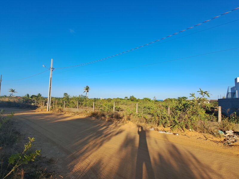Oportunidade na Praia de Carapibus com vista para o mar e frente para duas ruas