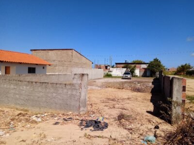 Lote de Esquina em Carapibus (12x27m) – Excelente Potencial Residencial ou Comercial