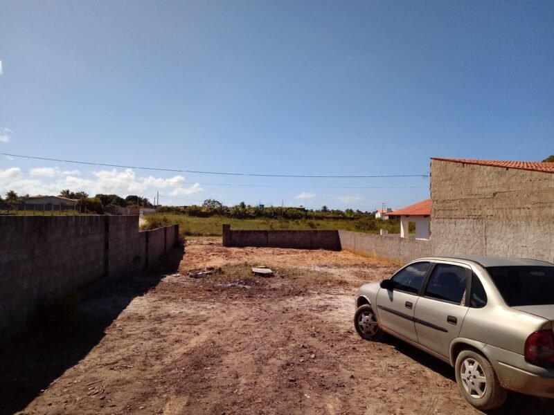 Lote de Esquina em Carapibus (12x27m) – Excelente Potencial Residencial ou Comercial