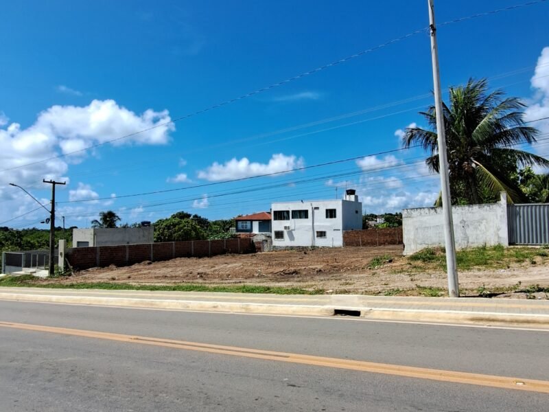 Oportunidade Premium: Lote de 900m² em Jacumã com Vista Mar e Localização Estratégica!