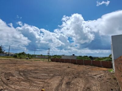 Oportunidade Premium: Lote de 900m² em Jacumã com Vista Mar e Localização Estratégica!